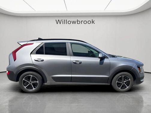Steel Gray 2024 Kia Niro EX