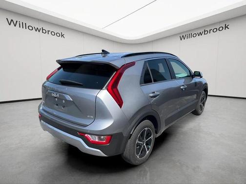 Steel Gray 2024 Kia Niro EX