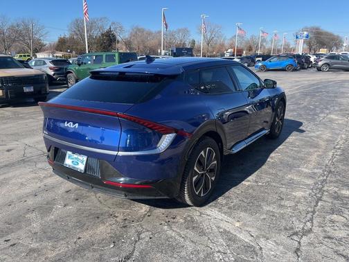 2022 Kia EV6 Wind