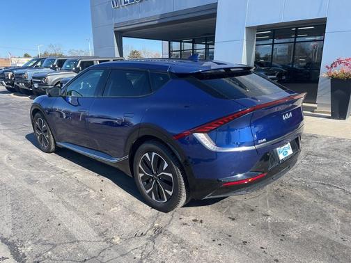 2022 Kia EV6 Wind