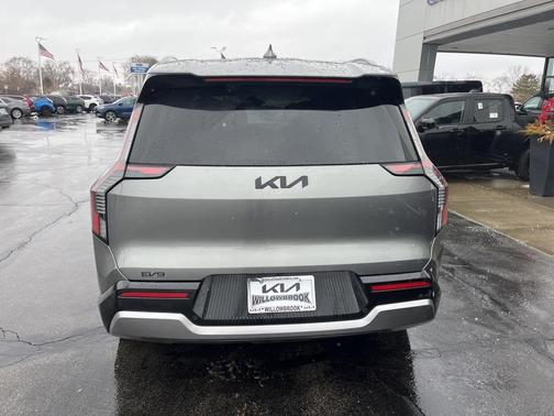 2024 Kia EV9 Land