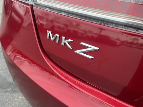 2016 Lincoln MKZ Base