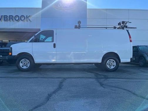 Summit White 2015 GMC Savana 3500 Work Van