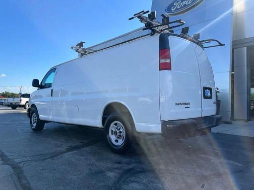 Summit White 2015 GMC Savana 3500 Work Van