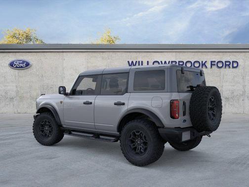 Avalanche Gray 2026 Ford Bronco Badlands