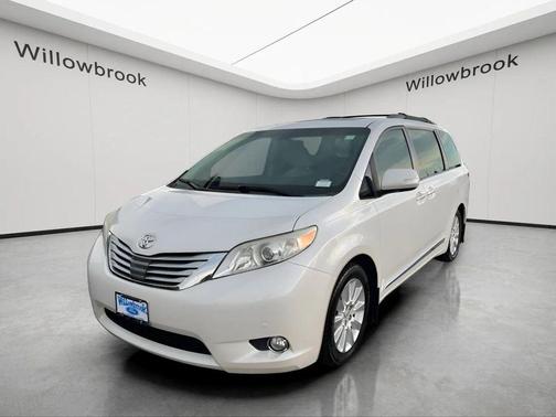 Blizzard Pearl 2013 Toyota Sienna Limited