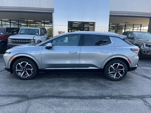 Sterling Gray Metallic 2024 Chevrolet Equinox EV LT