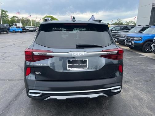 2022 Kia Seltos EX