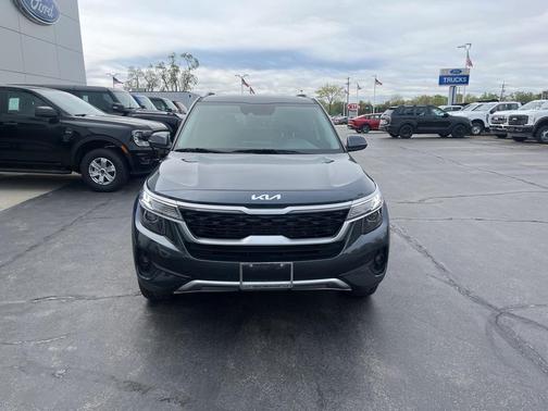 2022 Kia Seltos EX