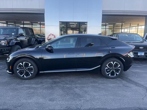 2024 Kia EV6 Wind