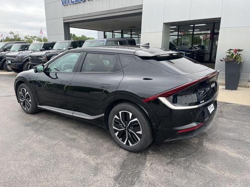 Black 2023 Kia EV6 Wind