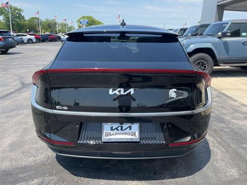 Black 2023 Kia EV6 Wind