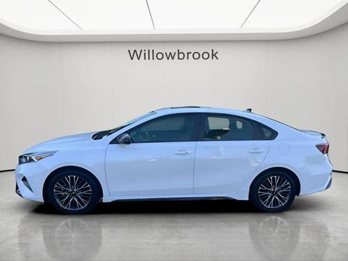 Snow White Pearl 2023 Kia Forte GT-Line