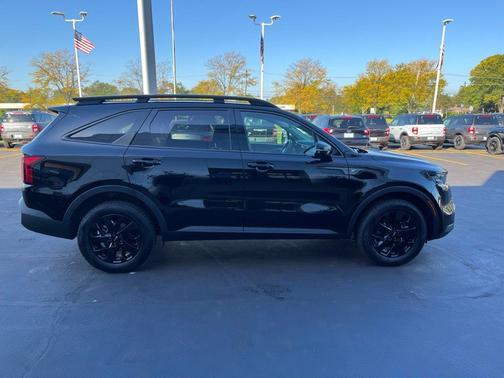 Ebony Black 2023 Kia Sorento X-Line S