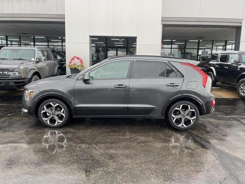 2023 Kia Niro EX Touring