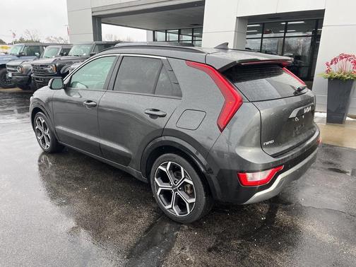 2023 Kia Niro EX Touring