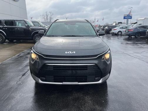 2023 Kia Niro EX Touring