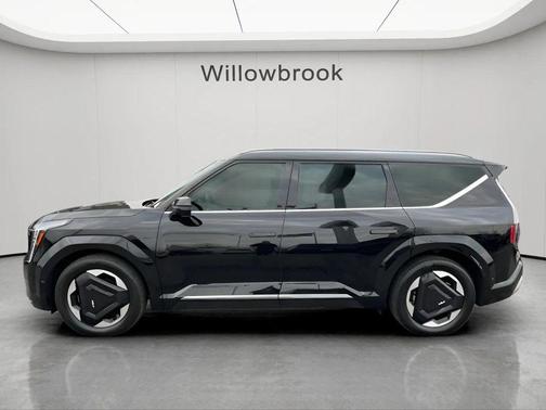 Aurora Black Pearl 2024 Kia EV9 Land