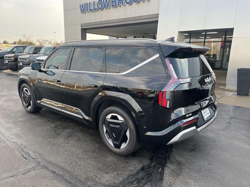 Aurora Black Pearl 2024 Kia EV9 Land