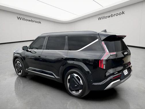 Aurora Black Pearl 2024 Kia EV9 Land