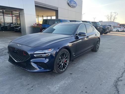 2023 Genesis G70 3.3T