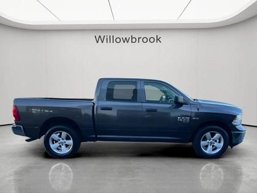 Granite Crystal Clearcoat Metallic 2023 RAM 1500 Classic SLT