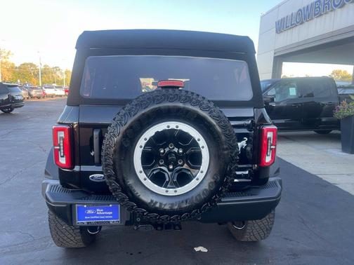 Shadow Black 2023 Ford Bronco Badlands