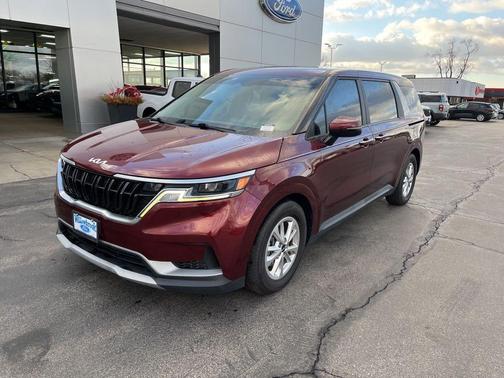 2022 Kia Carnival LXS