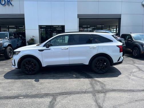 Glacial White Pearl 2022 Kia Sorento SX-PRESTIGE