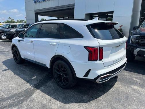Glacial White Pearl 2022 Kia Sorento SX-PRESTIGE