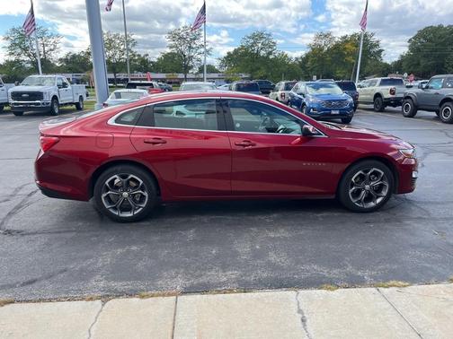 2024 Chevrolet Malibu LT