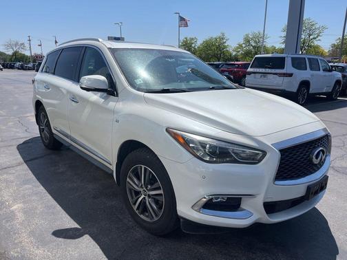 White 2017 INFINITI QX60 Base