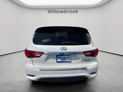White 2017 INFINITI QX60 Base
