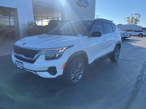 2021 Kia Seltos S
