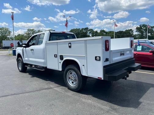 2025 Ford F-350 XL