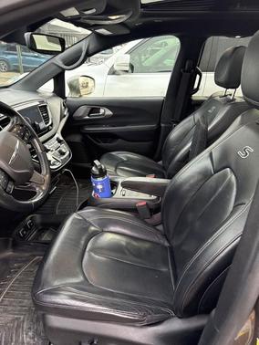 Molten Silver 2018 Chrysler Pacifica Touring-L Plus