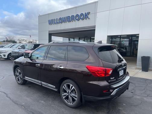 2020 Nissan Pathfinder Platinum
