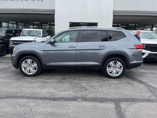 Platinum Gray Metallic 2019 Volkswagen Atlas 3.6L SEL