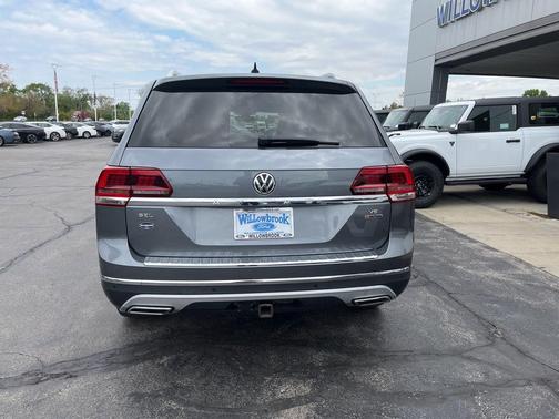 Platinum Gray Metallic 2019 Volkswagen Atlas 3.6L SEL