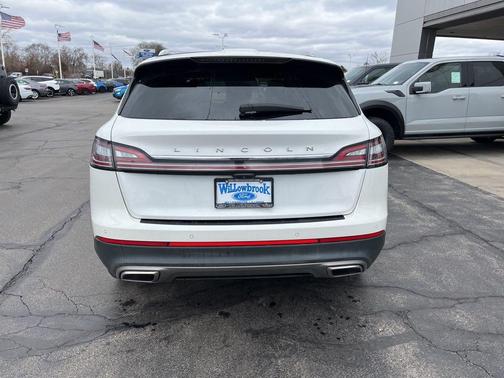 2022 Lincoln Nautilus Reserve