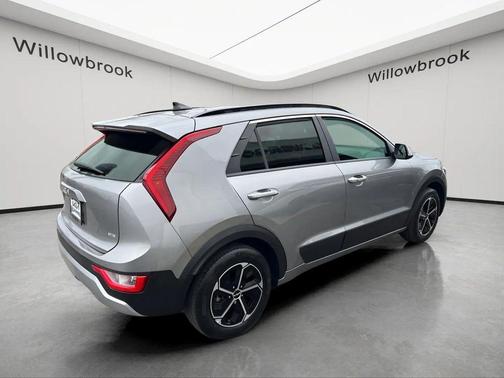 Steel Gray 2024 Kia Niro EX