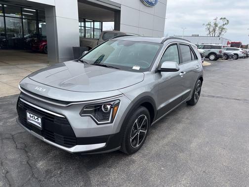 Steel Gray 2024 Kia Niro EX