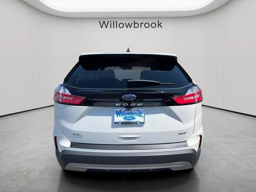 White Metallic 2024 Ford Edge SEL