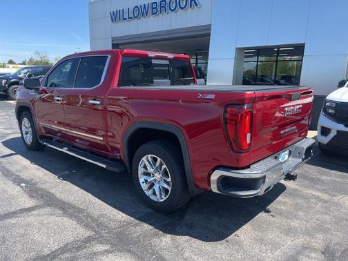 Red Quartz Tintcoat 2019 GMC Sierra 1500 SLT