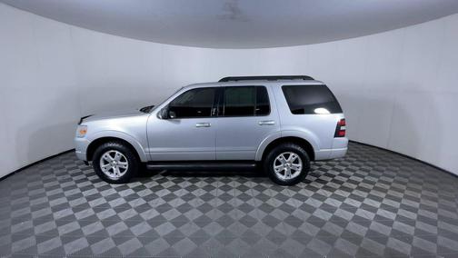 2010 Ford Explorer XLT
