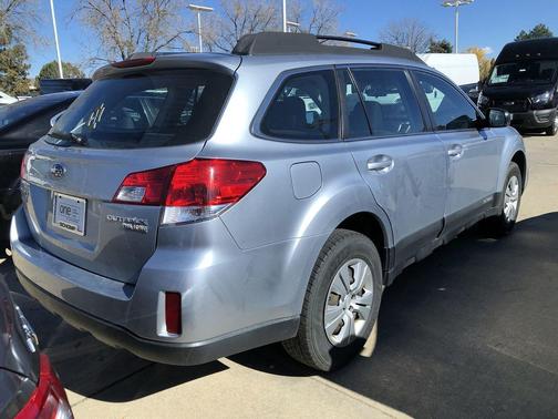 2013 Subaru Outback 2.5i