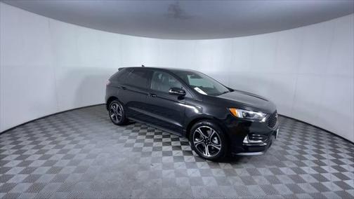 2022 Ford Edge ST