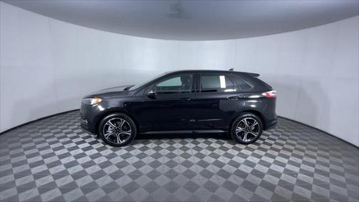 2022 Ford Edge ST
