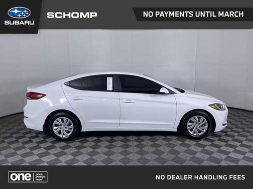 2018 Hyundai ELANTRA SE