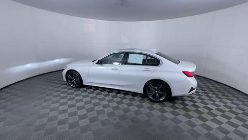 2019 BMW 330 xDrive